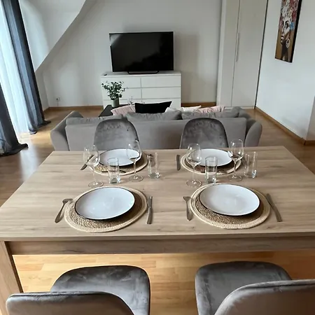 Apartamento Alexander With Parking