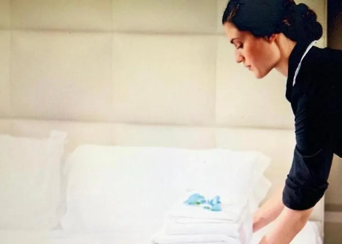 Alexander With Parking And Terrace *